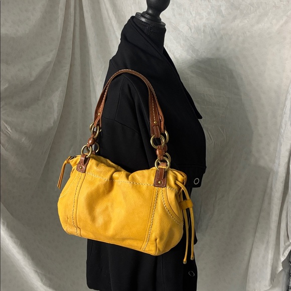 Vintage Fossil Yellow Leather Shoulder Bag - Picture 13 of 13